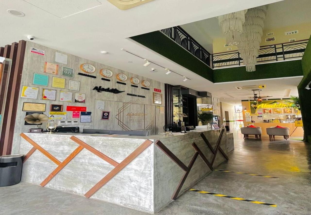 Aladdin Dream Hotel Johor Bahru Bagian luar foto