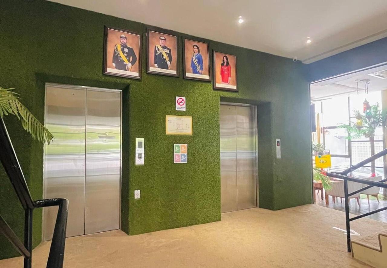 Aladdin Dream Hotel Johor Bahru Bagian luar foto