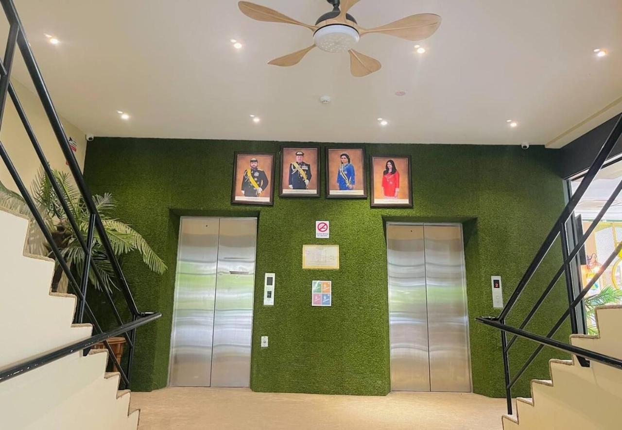 Aladdin Dream Hotel Johor Bahru Bagian luar foto