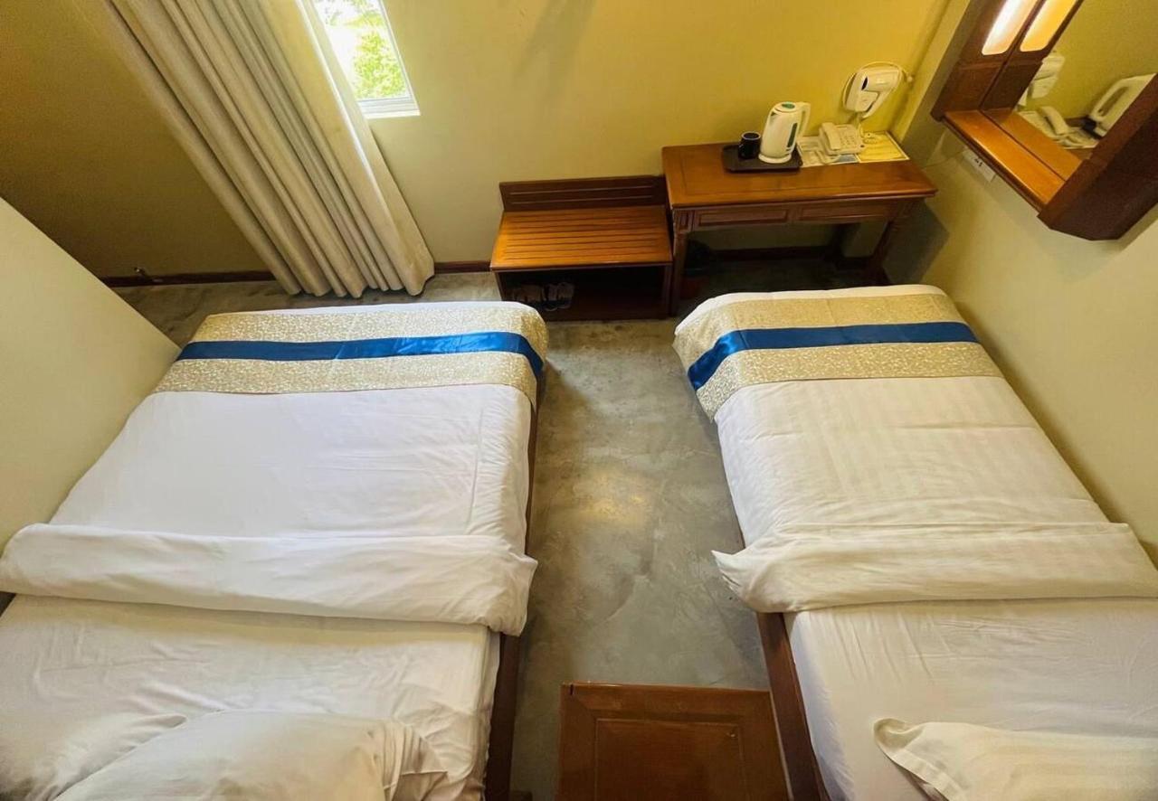 Aladdin Dream Hotel Johor Bahru Bagian luar foto