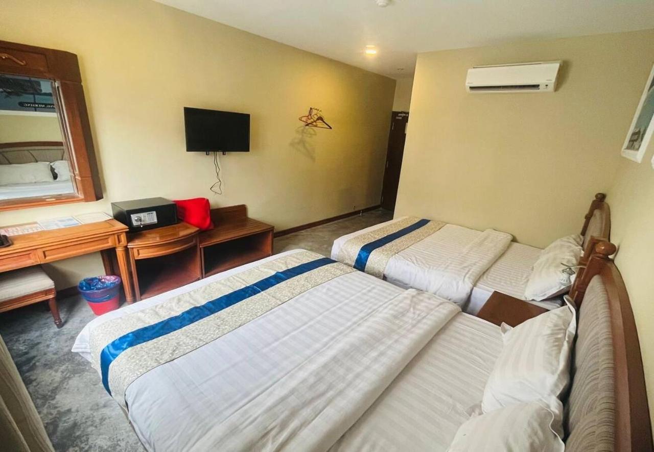 Aladdin Dream Hotel Johor Bahru Bagian luar foto